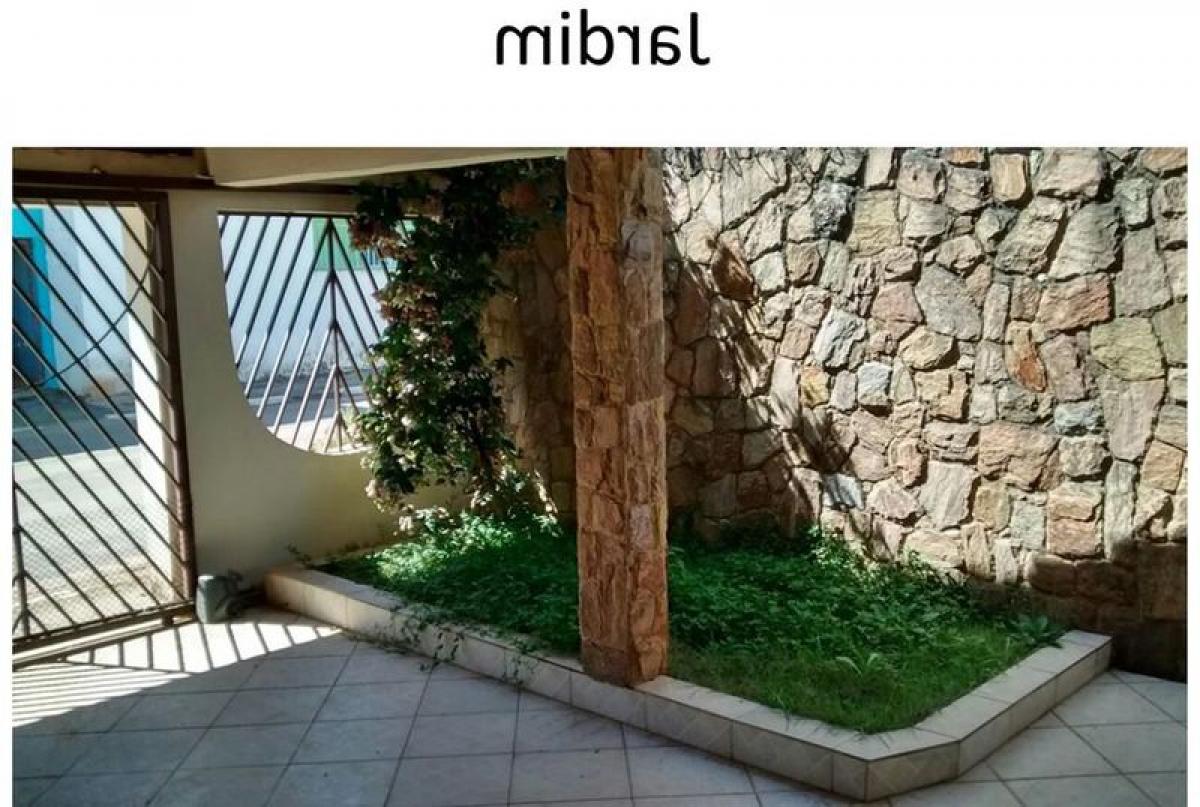 Picture of Home For Sale in Aruja, Sao Paulo, Brazil