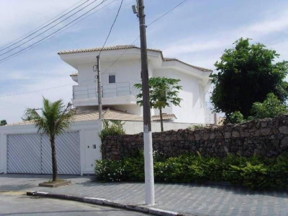 Picture of Home For Sale in Guaruja, Sao Paulo, Brazil