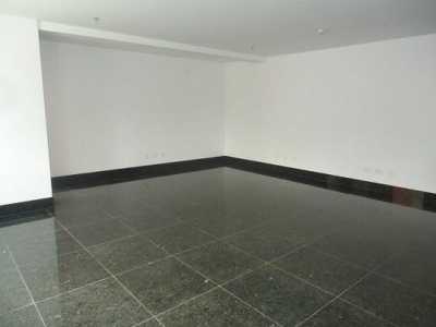 Commercial Building For Sale in 