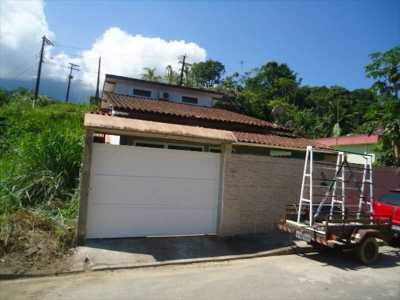 Townhome For Sale in Caraguatatuba, Brazil