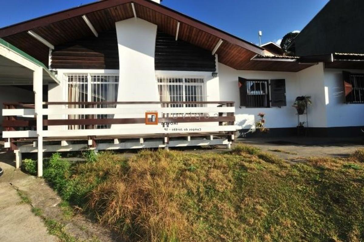 Picture of Home For Sale in Campos Do Jordao, Sao Paulo, Brazil