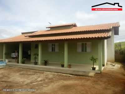 Home For Sale in Pinhalzinho, Brazil