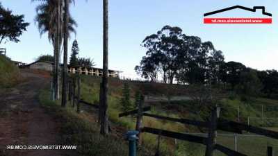 Home For Sale in Pinhalzinho, Brazil