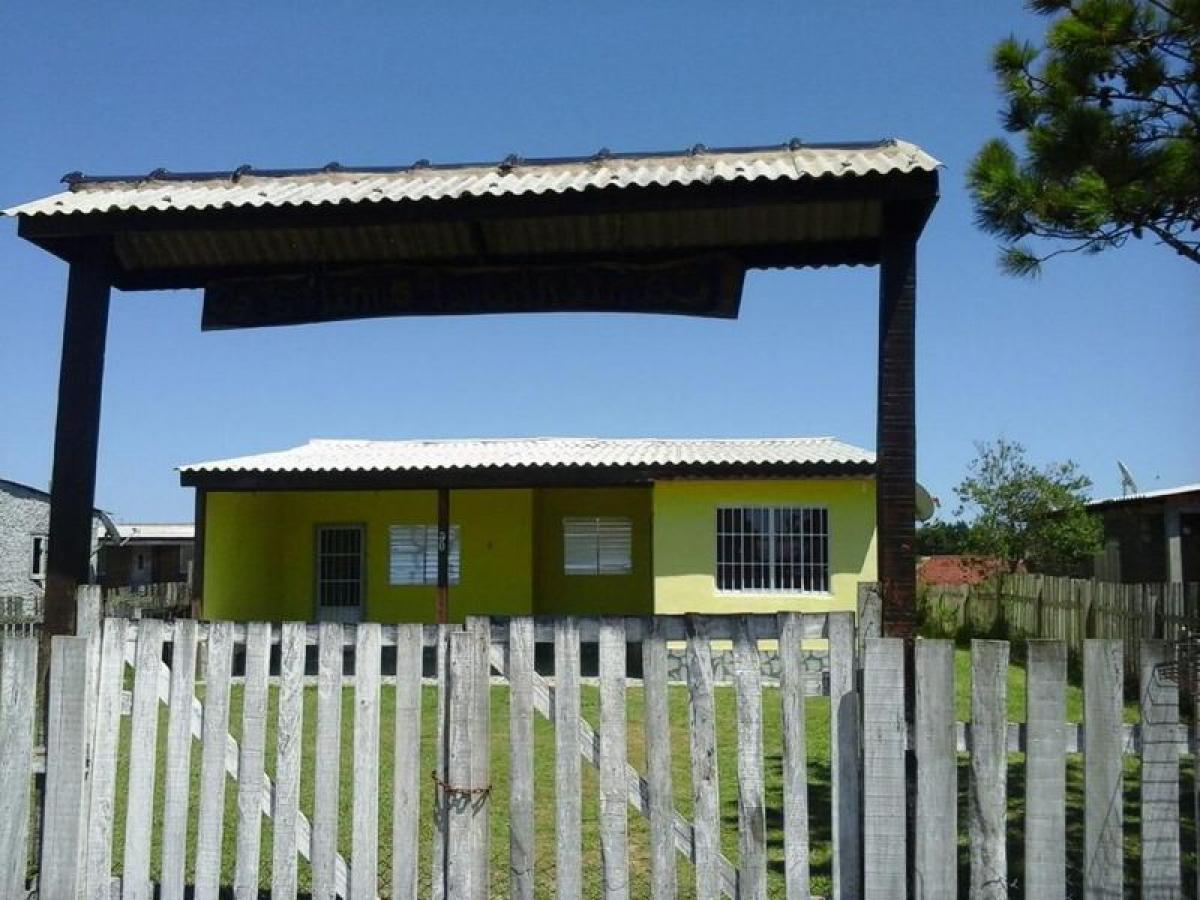 Picture of Home For Sale in Balneario Pinhal, Rio Grande do Sul, Brazil