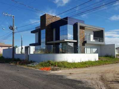 Other Commercial For Sale in Balneario Piçarras, Brazil