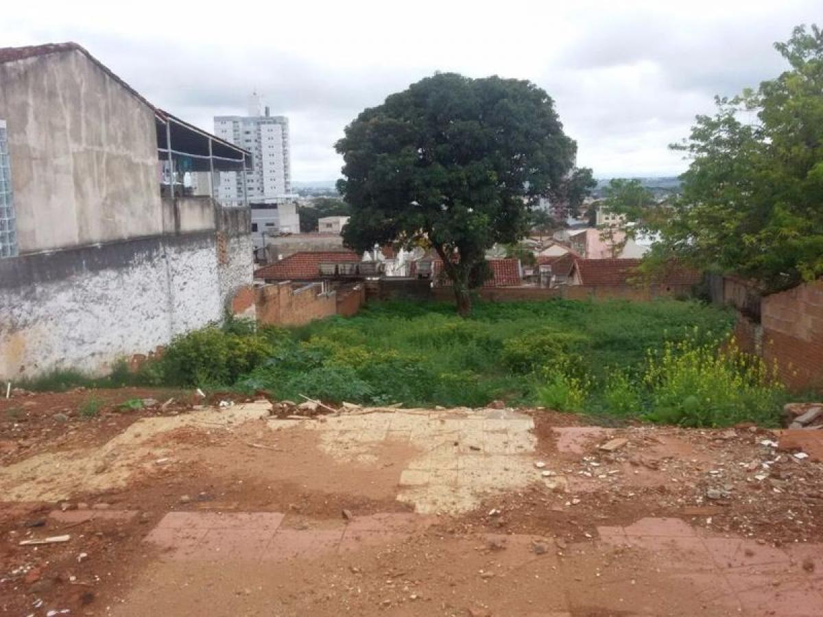 Picture of Residential Land For Sale in Pouso Alegre, Minas Gerais, Brazil
