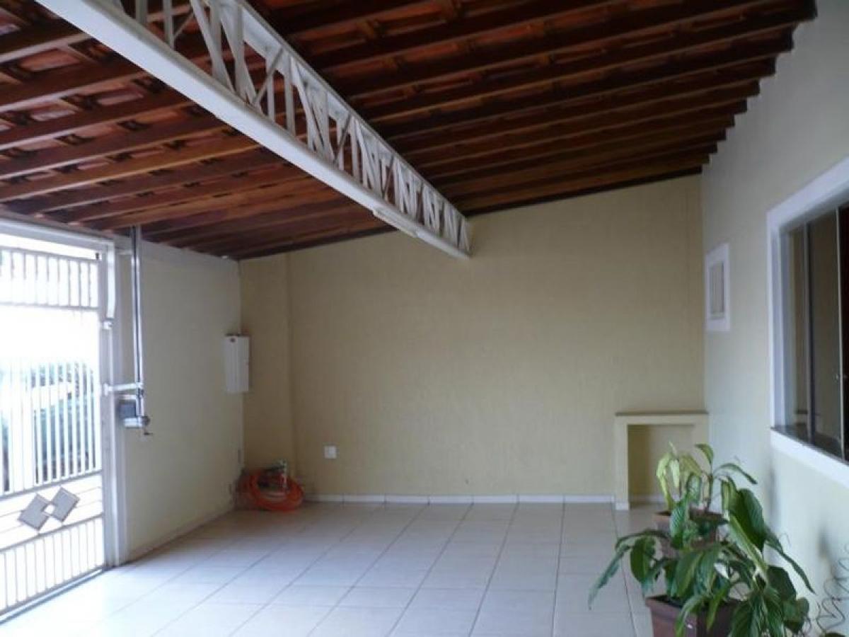 Picture of Home For Sale in Marilia, Sao Paulo, Brazil