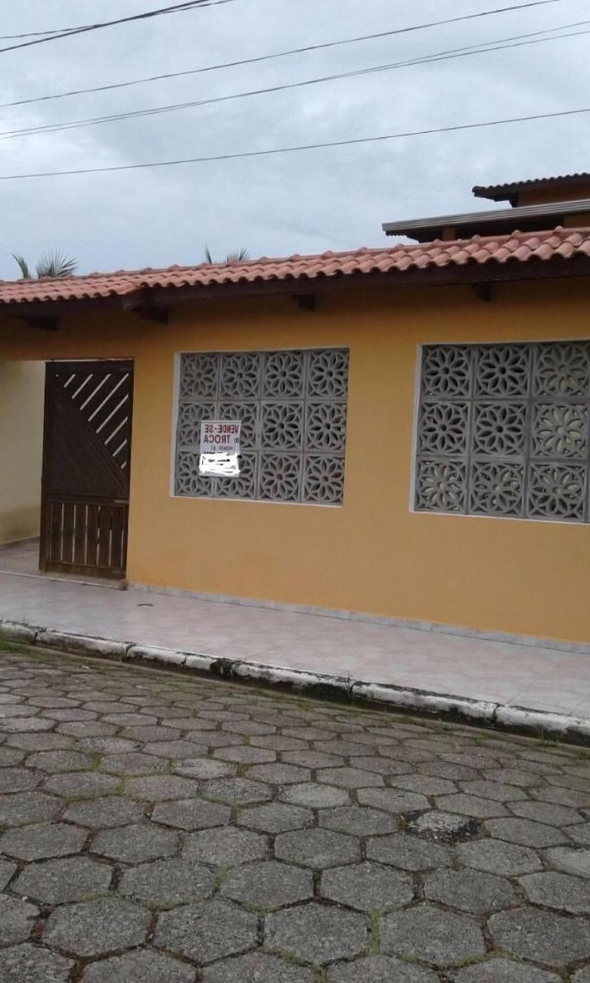 Picture of Home For Sale in Peruibe, Sao Paulo, Brazil