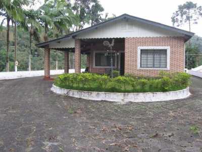 Home For Sale in Sao LourenÃ§o Da Serra, Brazil