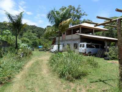 Home For Sale in Sao LourenÃ§o Da Serra, Brazil