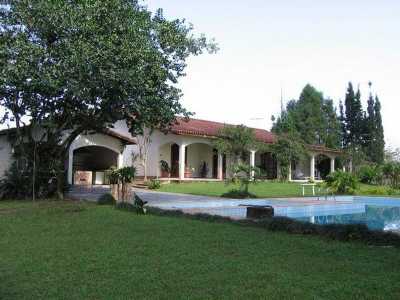 Home For Sale in Juquitiba, Brazil