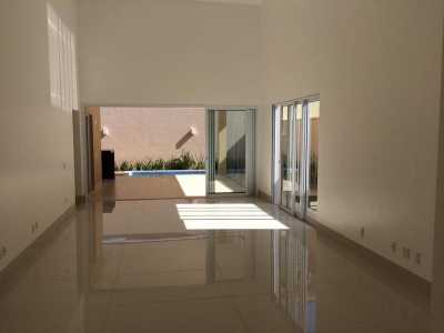 Home For Sale in GoiÃ¢nia, Brazil