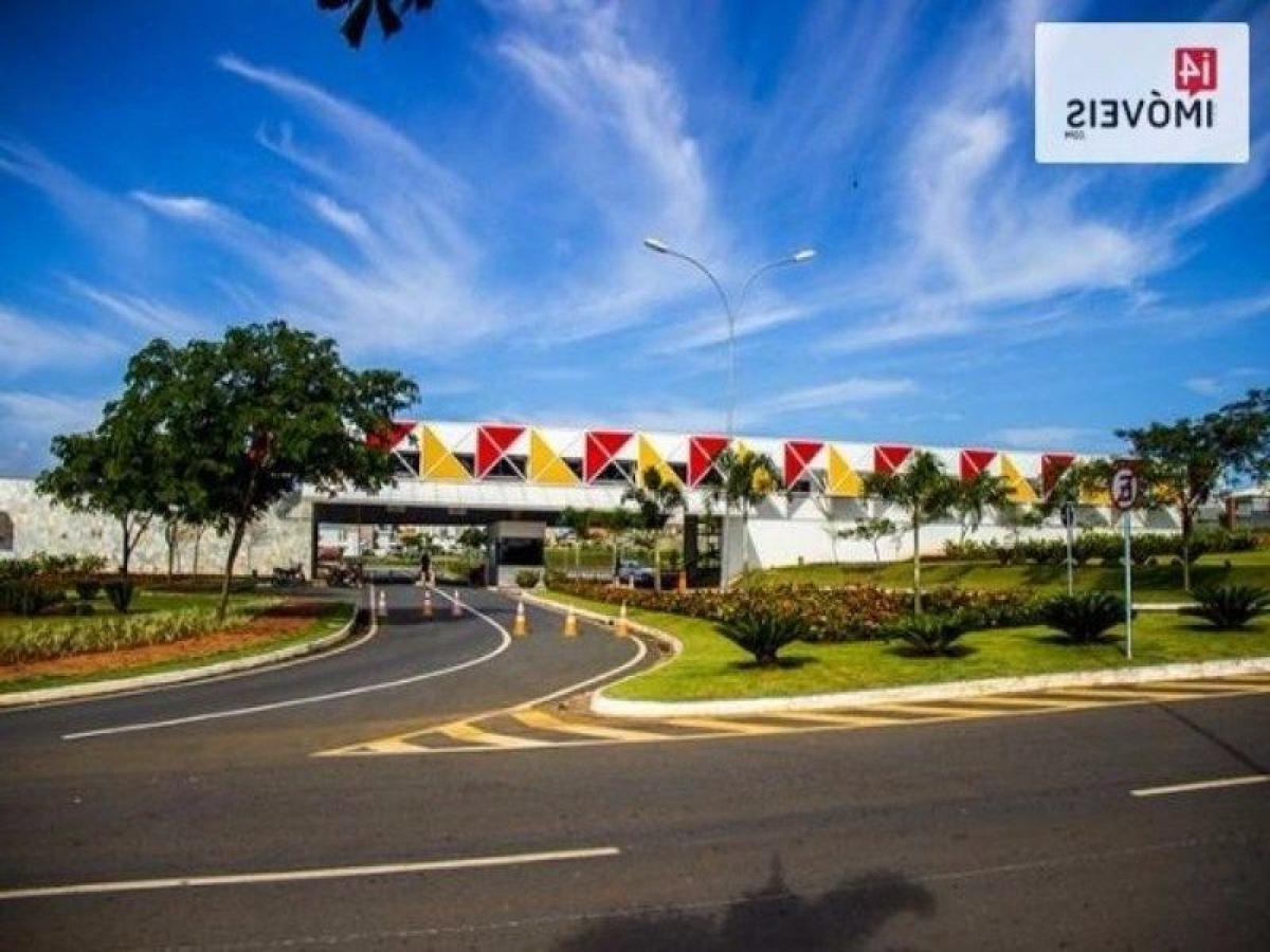 Picture of Residential Land For Sale in Goiânia, Goias, Brazil