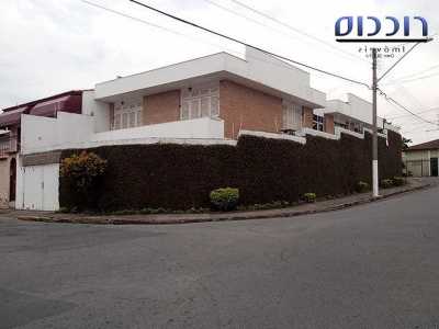 Home For Sale in Guaratingueta, Brazil