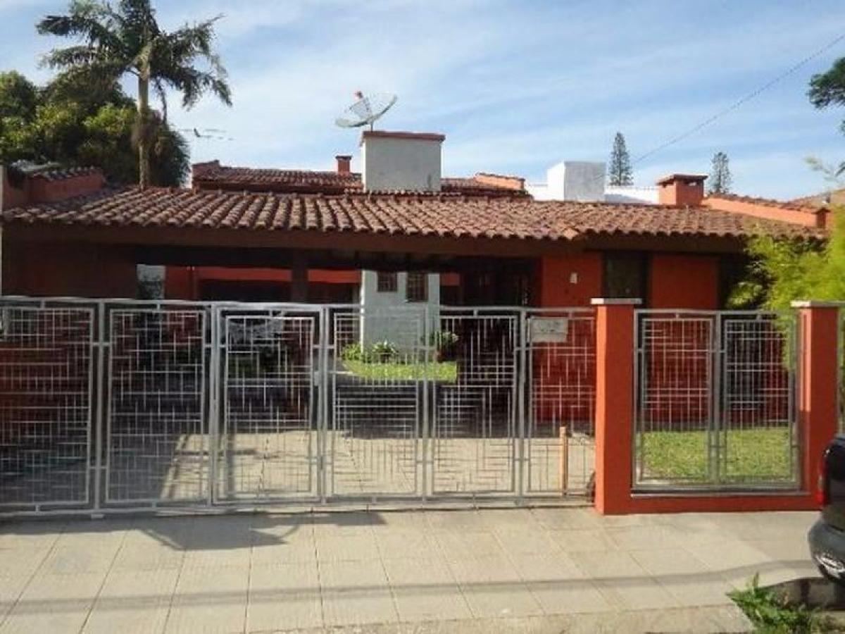 Picture of Home For Sale in Garopaba, Santa Catarina, Brazil