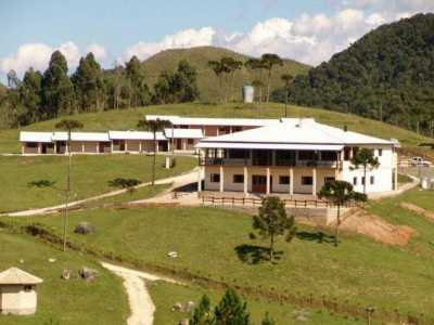 Commercial Building For Sale in Rancho Queimado, Brazil