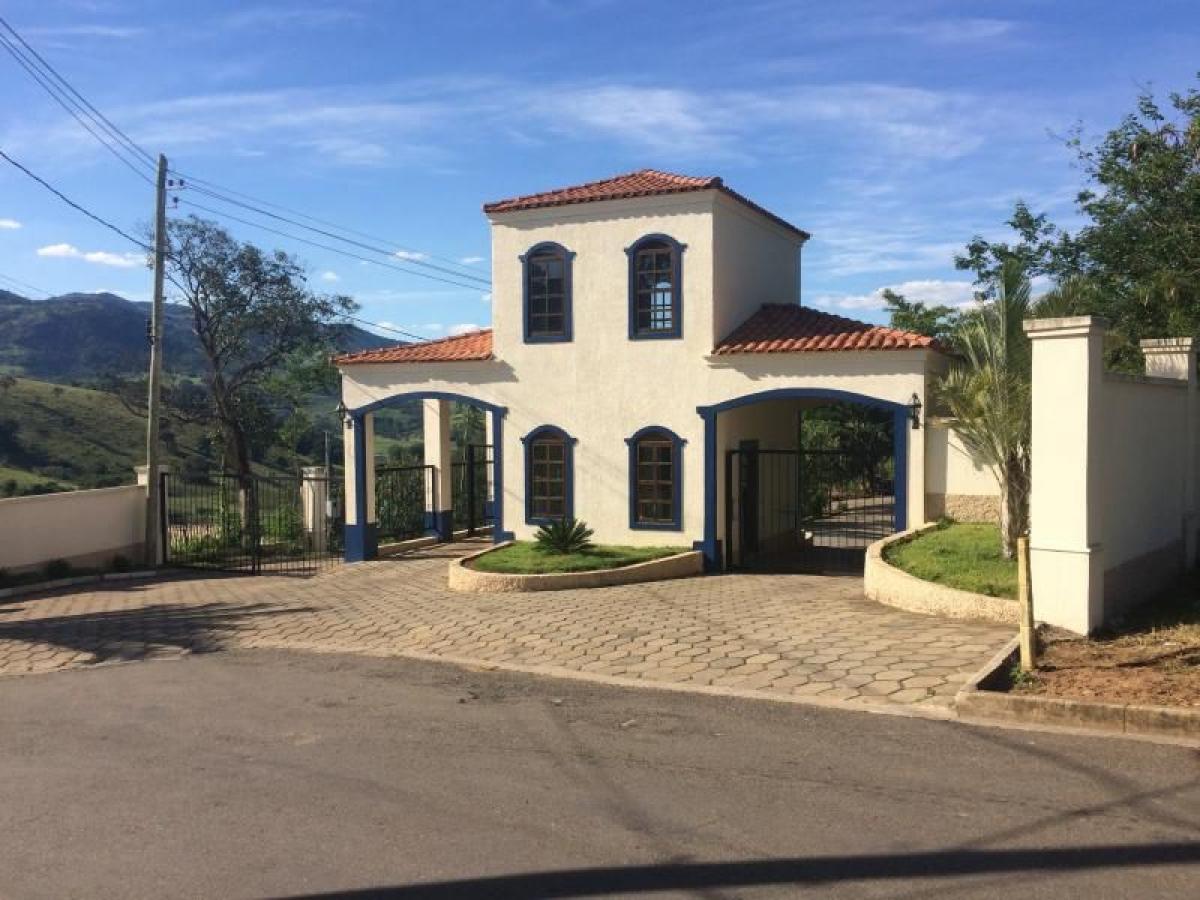Picture of Residential Land For Sale in Paraisopolis, Minas Gerais, Brazil