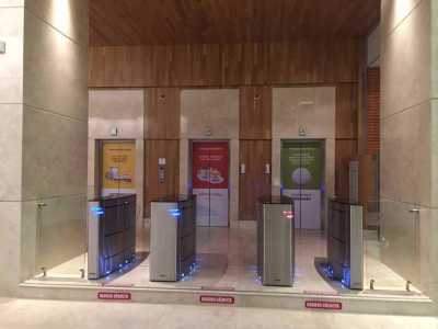 Commercial Building For Sale in 