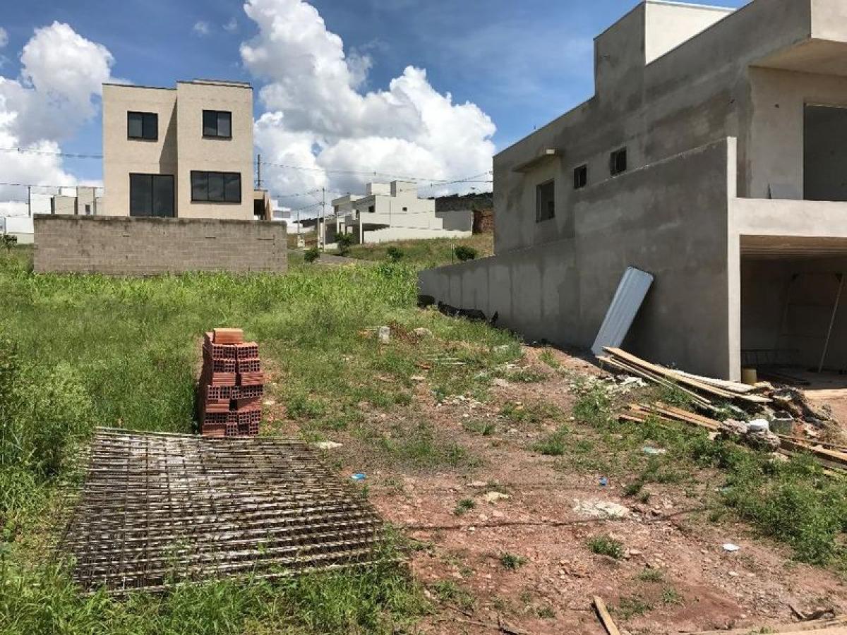 Picture of Residential Land For Sale in Piracicaba, Sao Paulo, Brazil