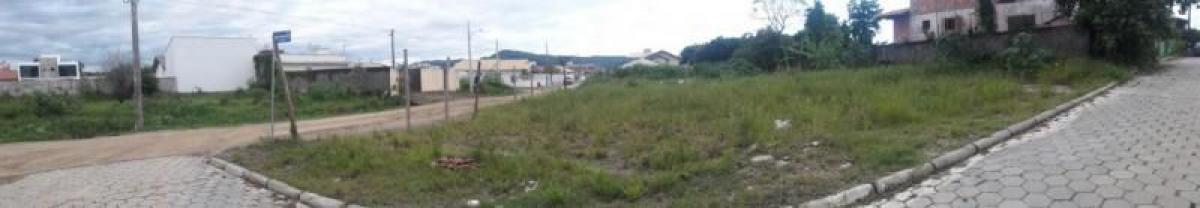 Picture of Residential Land For Sale in Balneario Piçarras, Santa Catarina, Brazil