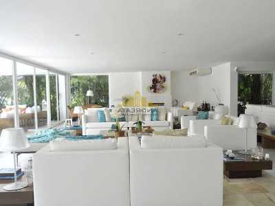 Home For Sale in Angra Dos Reis, Brazil