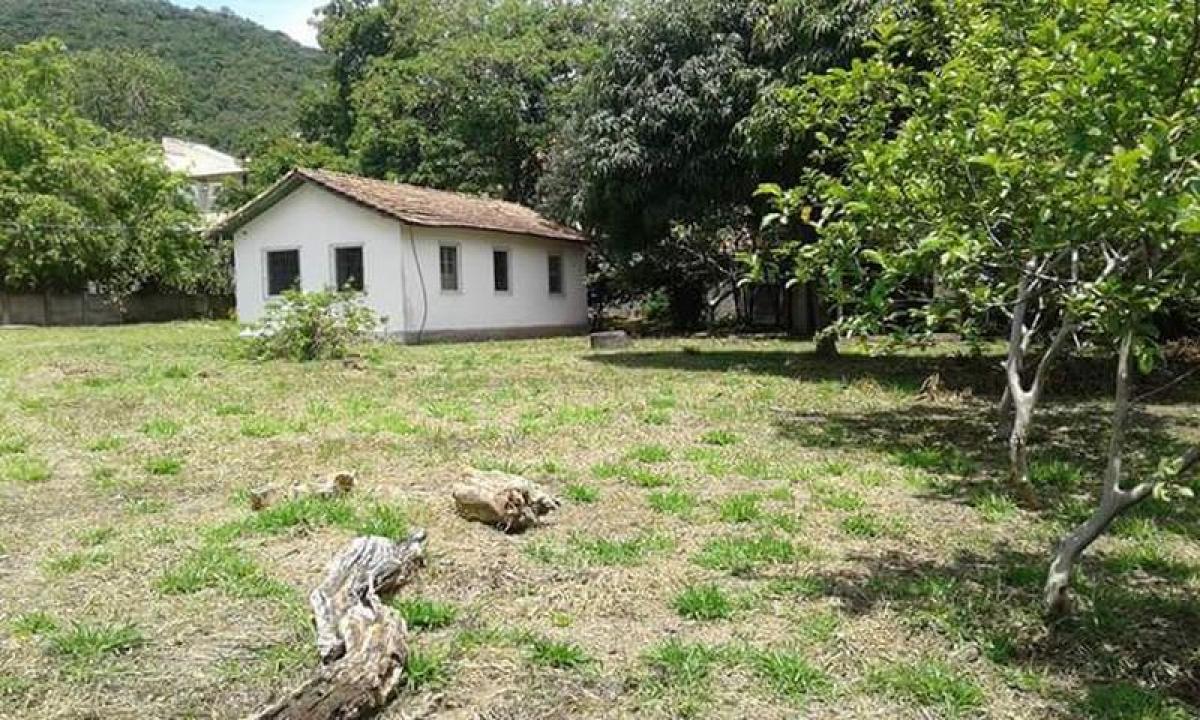 Picture of Residential Land For Sale in Florianopolis, Santa Catarina, Brazil