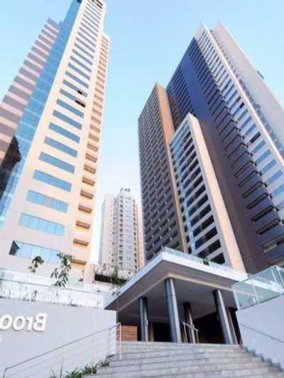 Commercial Building For Sale in 