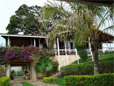 Home For Sale in Paraisopolis, Brazil