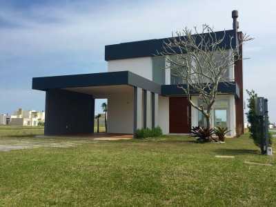 Home For Sale in Xangri-La, Brazil