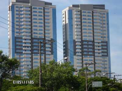 Commercial Building For Sale in 