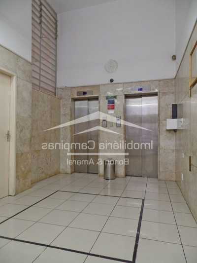 Commercial Building For Sale in