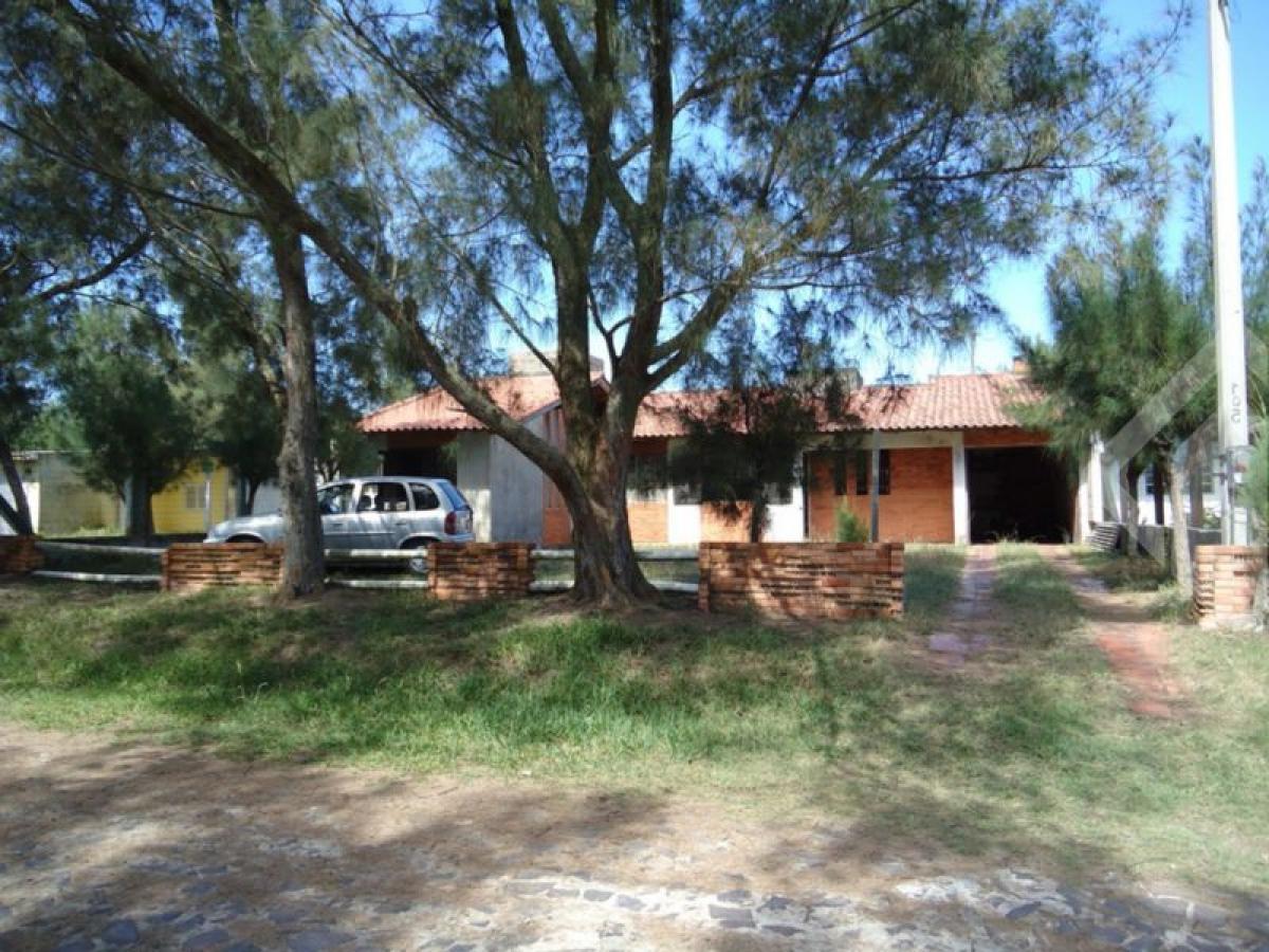 Picture of Home For Sale in Balneario Pinhal, Rio Grande do Sul, Brazil