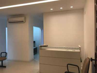 Commercial Building For Sale in 