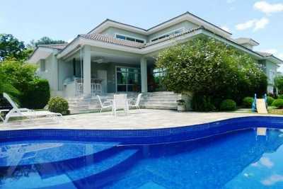 Home For Sale in Sao Roque, Brazil