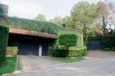 Home For Sale in Carapicuiba, Brazil