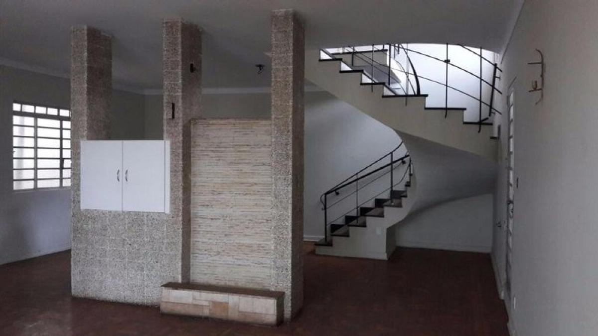 Picture of Commercial Building For Sale in Sao Jose Do Rio Preto, Sao Paulo, Brazil