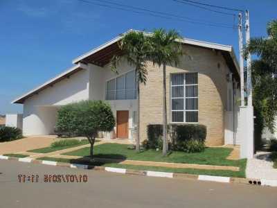 Home For Sale in Cerquilho, Brazil