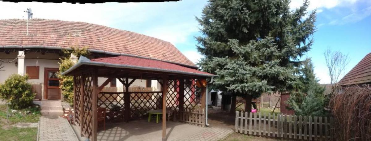 Picture of Home For Sale in Budapest, Budapest, Hungary