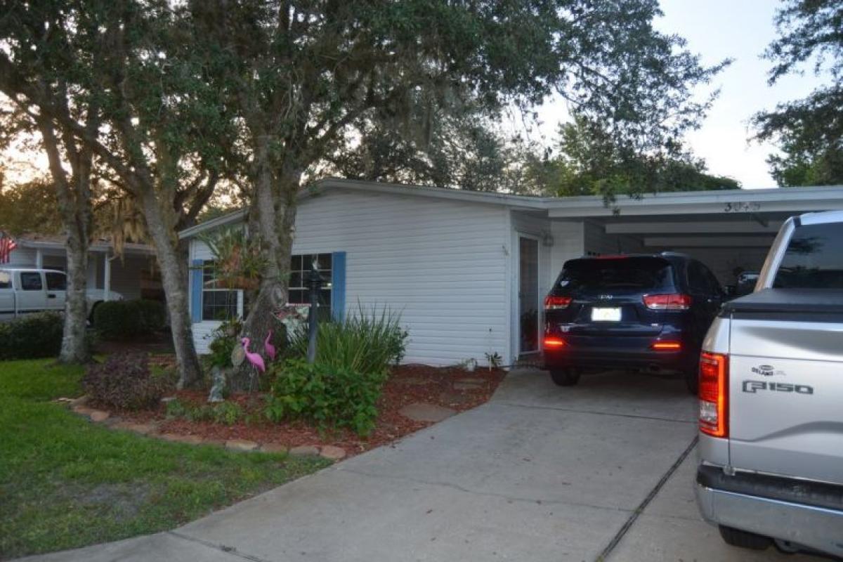 Picture of Home For Sale in Deland, Florida, United States