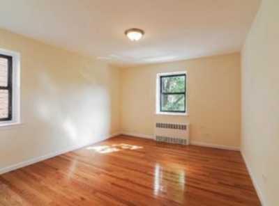 Home For Rent in Rego Park, New York