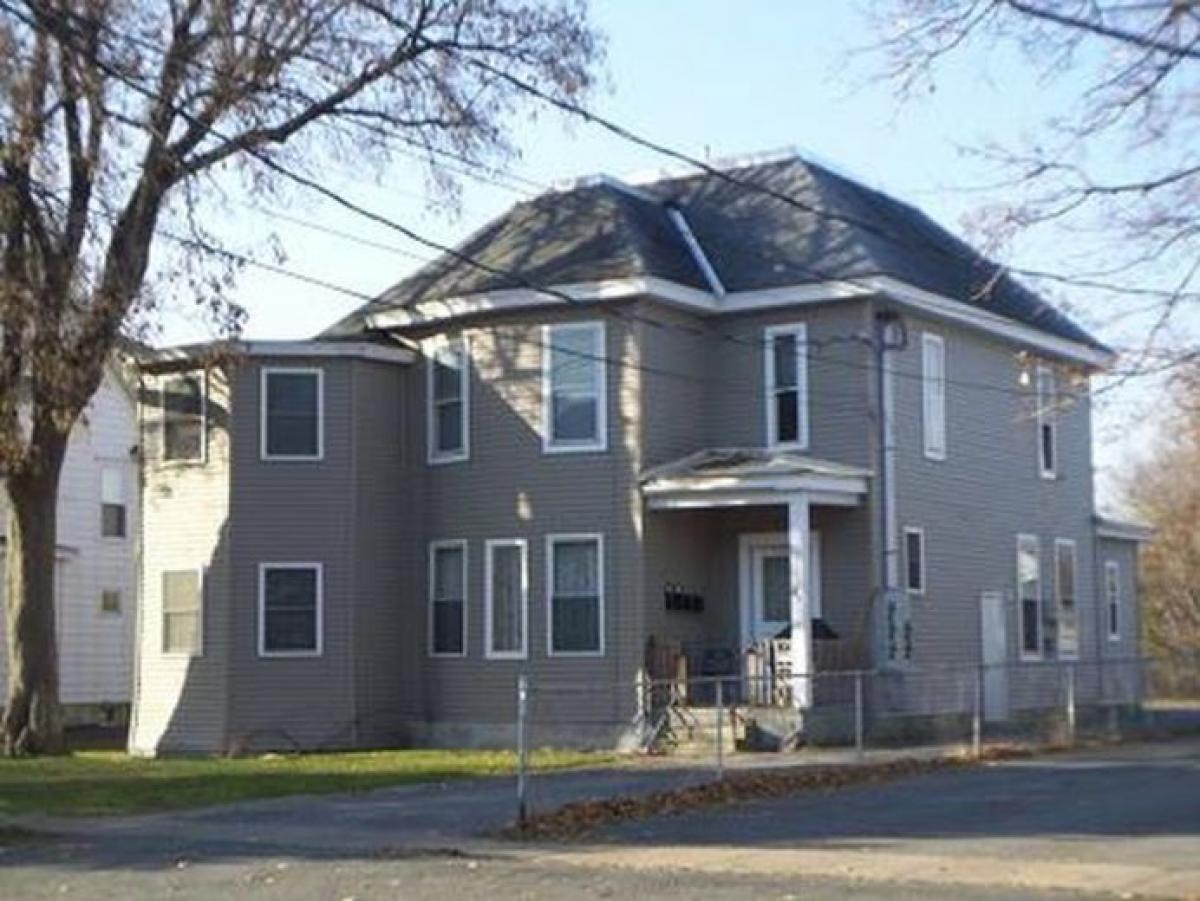 Picture of Home For Sale in Plattsburgh, New York, United States