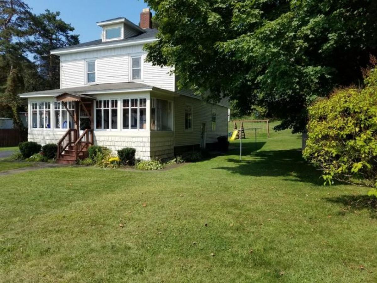 Picture of Home For Sale in Castorland, New York, United States