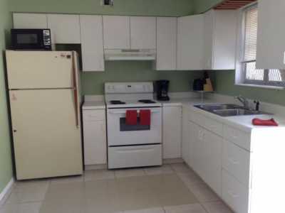 Apartment For Rent in Hollywood, Florida