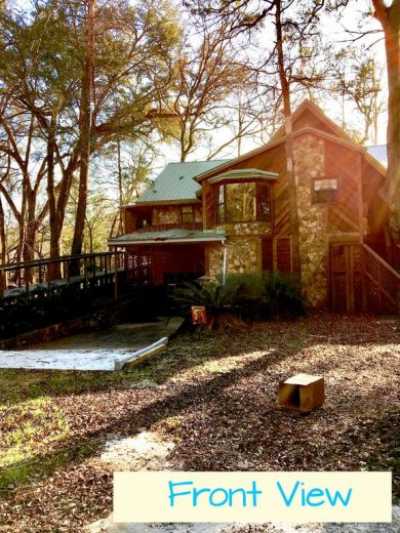 Home For Sale in Altha, Florida