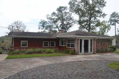 Home For Sale in Green Cove Springs, Florida