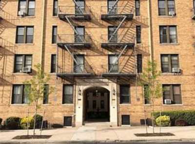 Home For Rent in Astoria, New York