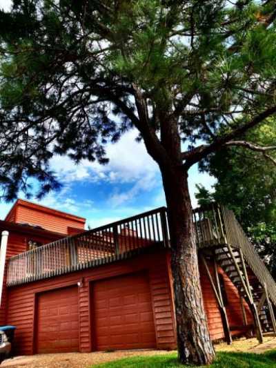 Home For Sale in Gulf Breeze, Florida