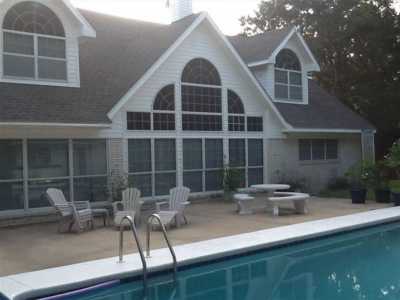 Home For Sale in Shalimar, Florida