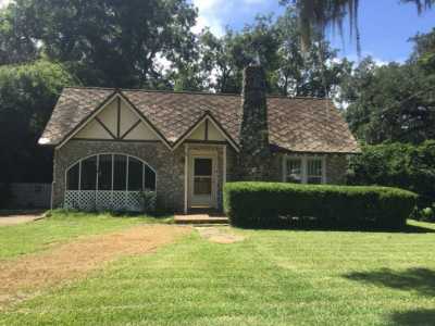 Home For Sale in Marianna, Florida