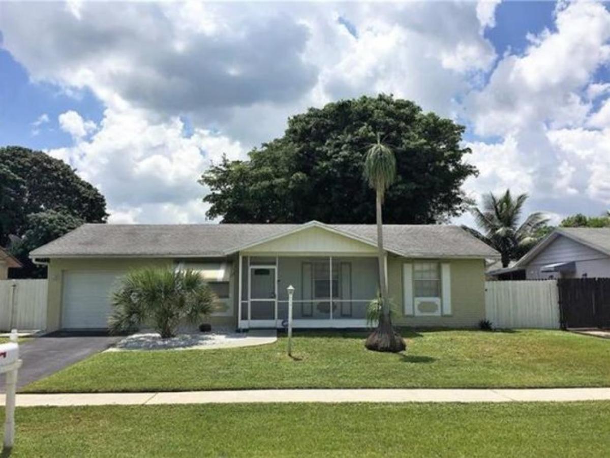 Picture of Home For Sale in Lauderhill, Florida, United States